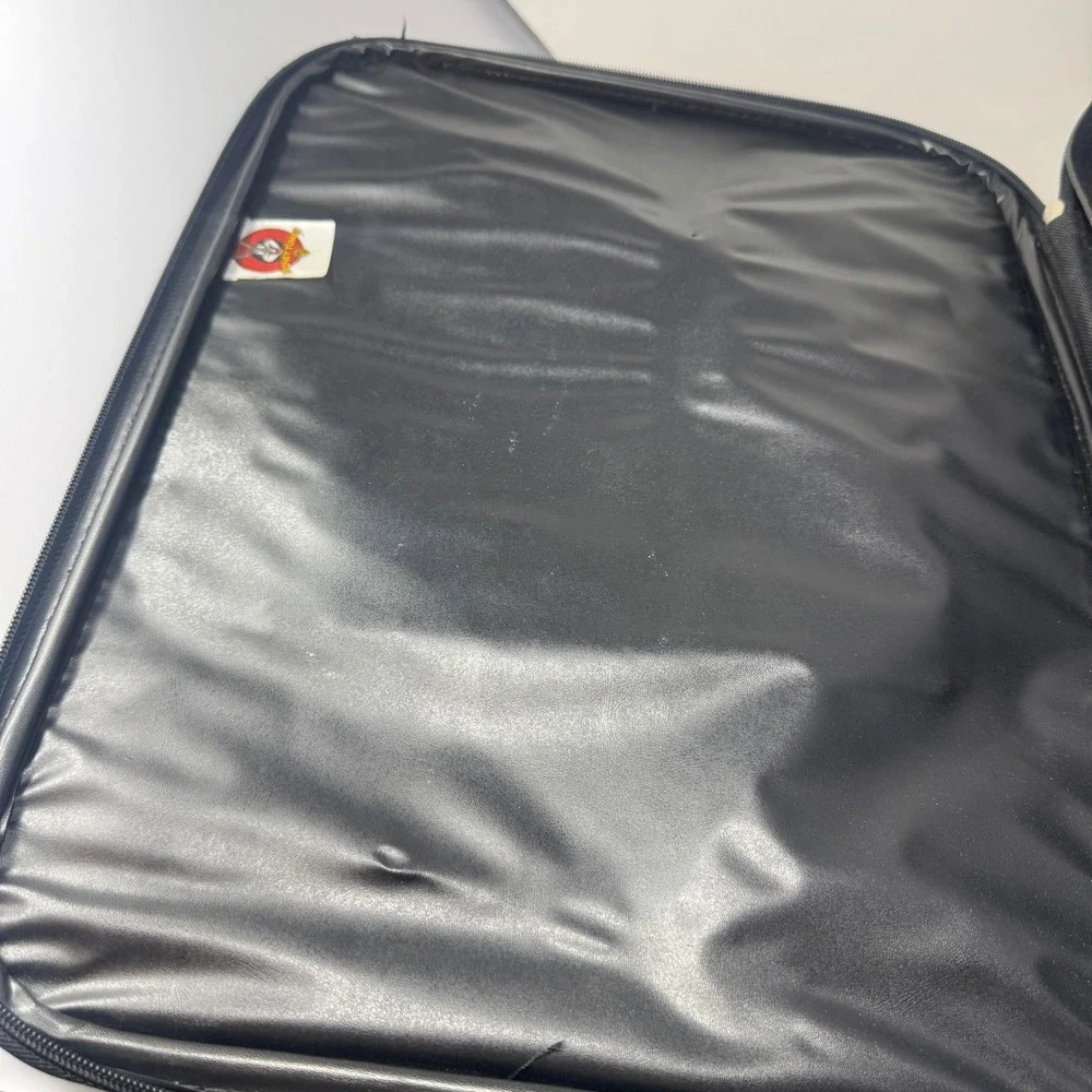 Vintage Looney‎ Tunes Tweety Bird Luggage Cary On Travel Bag Rolling Suitcase